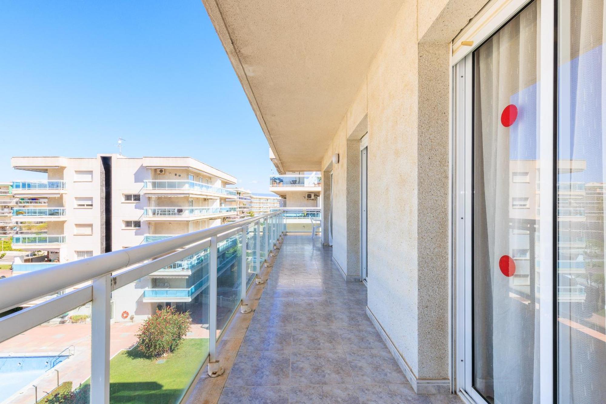 Rentalmar Aventura Salou Exteriör bild