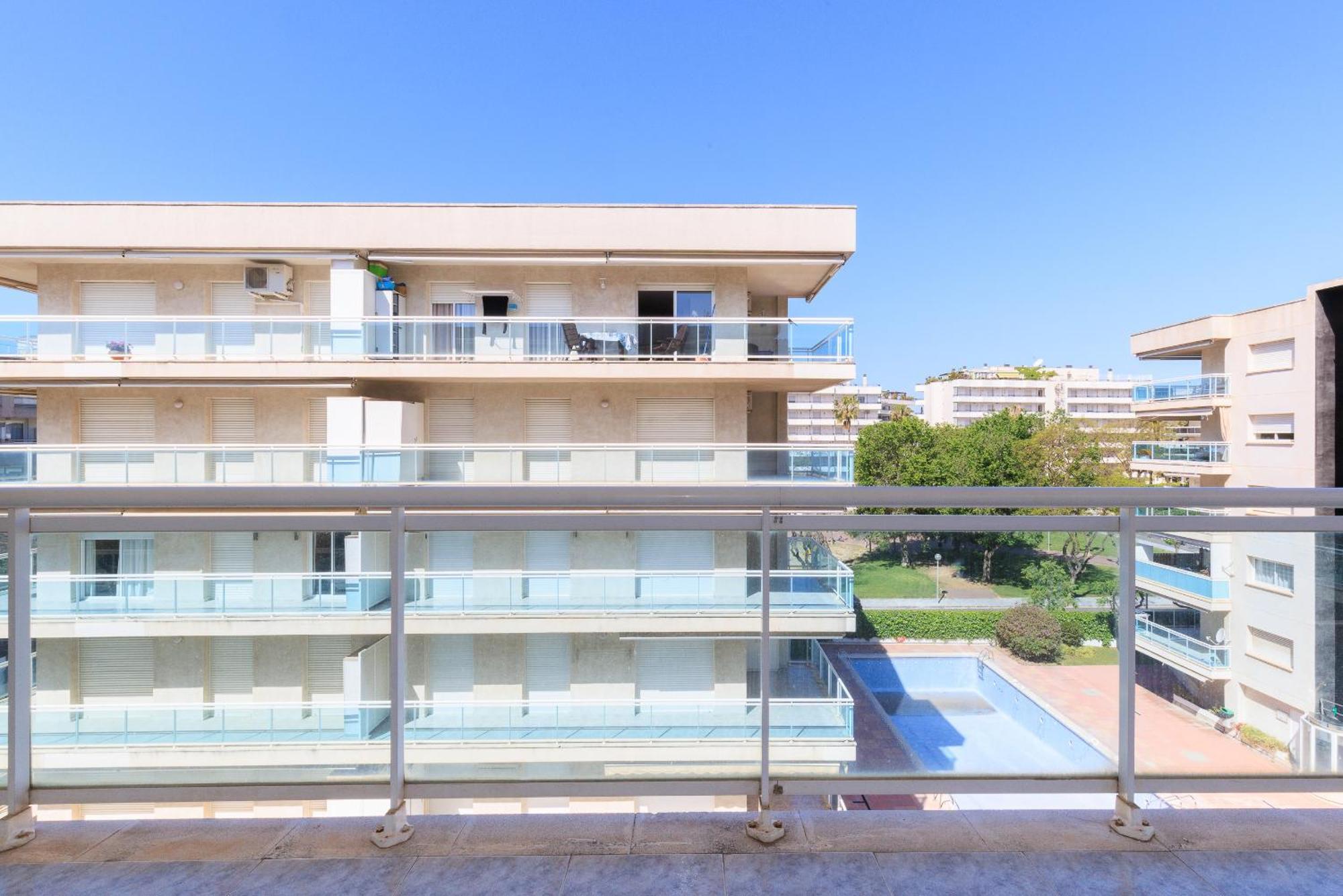 Rentalmar Aventura Salou Exteriör bild