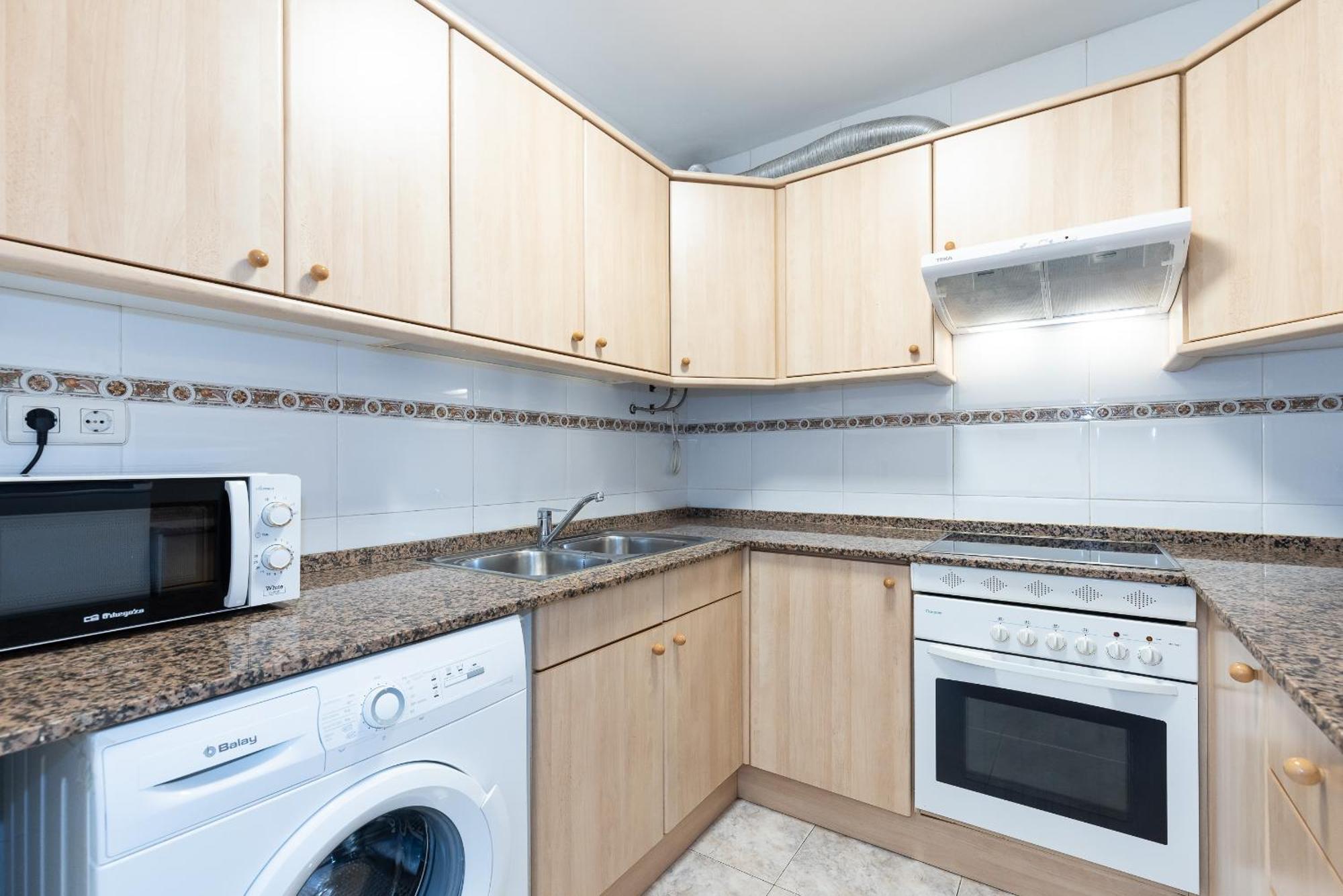 Rentalmar Aventura Salou Exteriör bild